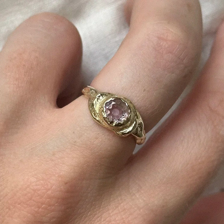 MEEKA RING
